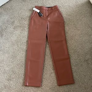 Aritzia Babaton Command pant